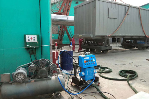 聚氨酯泡沫保溫成型技術和構造方法 聚氨酯泡沫保溫成型技術和構造方法