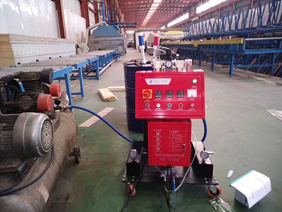 聚氨酯保溫多功能噴涂機多少錢一臺