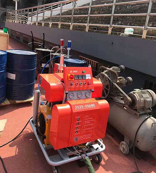 H5600雙組份聚脲噴涂機施工案例