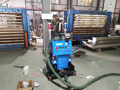 門板填充發泡模具澆注聚氨酯