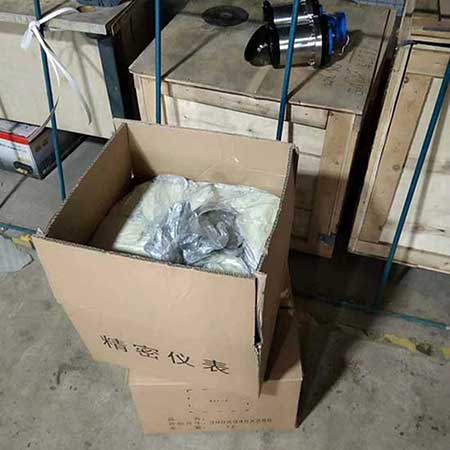 聚氨酯產品包裝發泡機航空精密軸承包裝施工案例