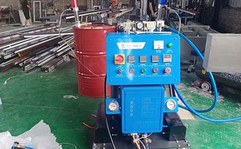 Q2600斷橋鋁聚氨酯澆注發泡設備 Q2600斷橋鋁
