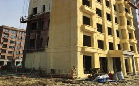 外墻聚氨酯噴涂機施工案例