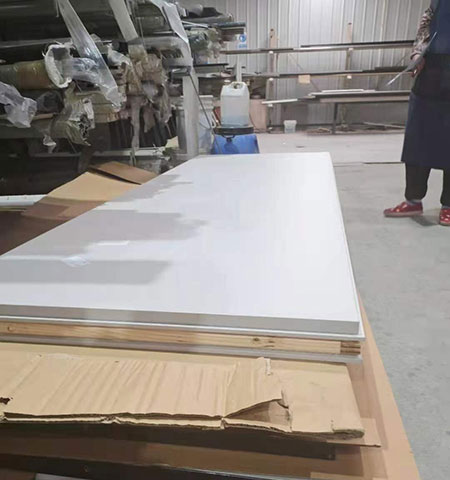 聚氨酯材料當場噴涂門板 聚氨酯材料當場噴涂門板