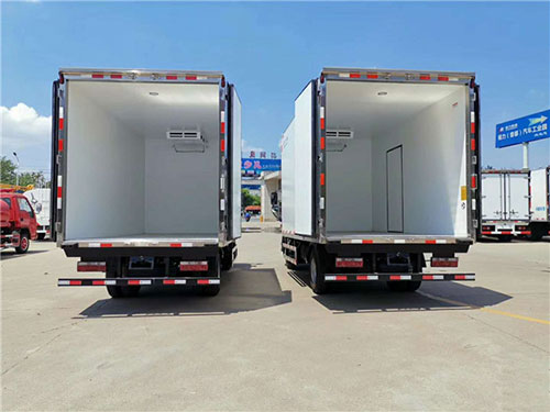 汽車鐵皮車廂做保溫用聚氨酯發(fā)泡 汽車鐵皮車廂做保溫用聚氨酯發(fā)泡