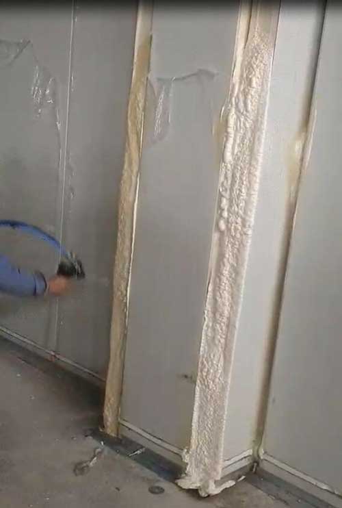 墻體填縫噴涂泡沫聚氨酯發(fā)泡案例